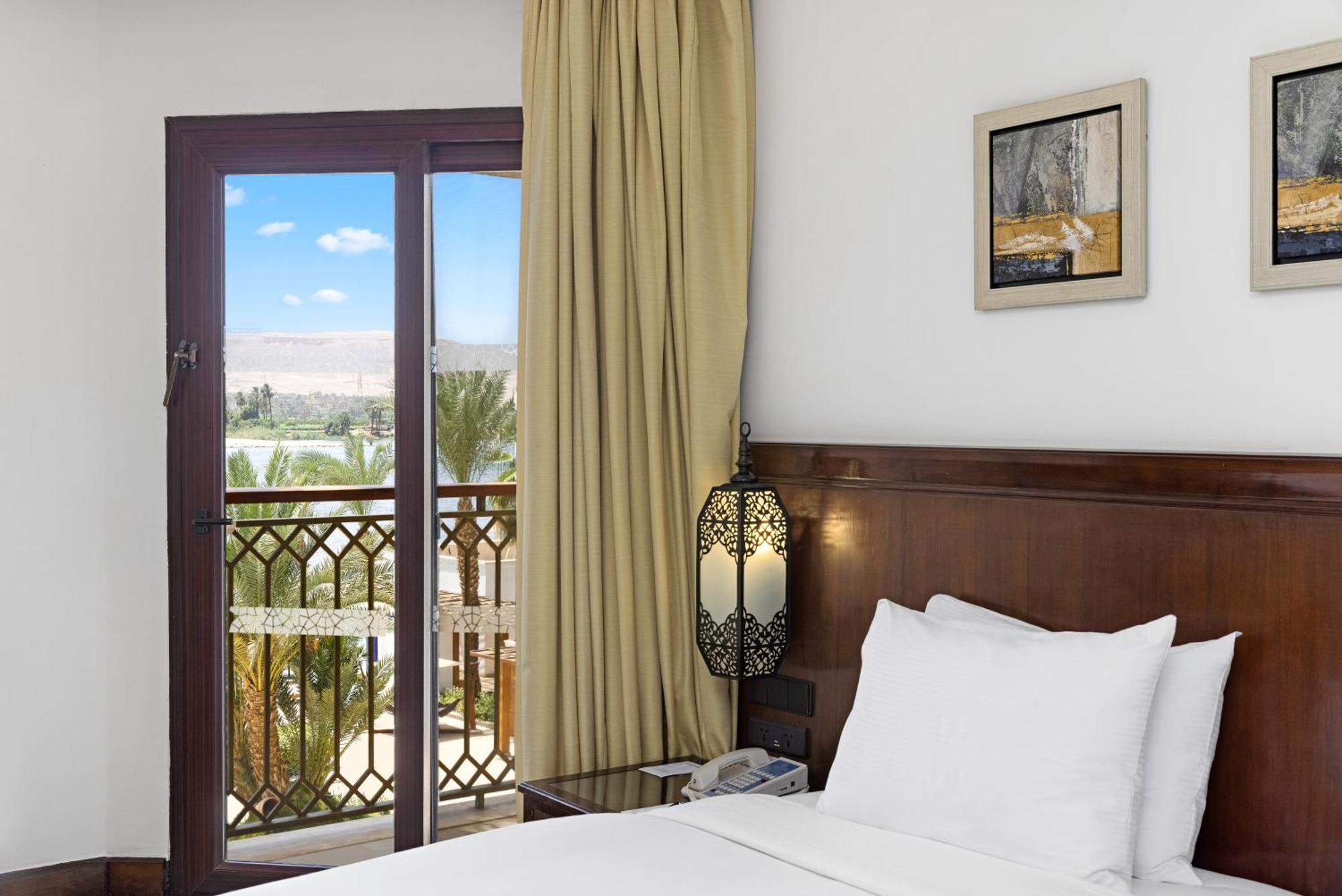 Hilton Luxor Resort & Spa Экстерьер фото