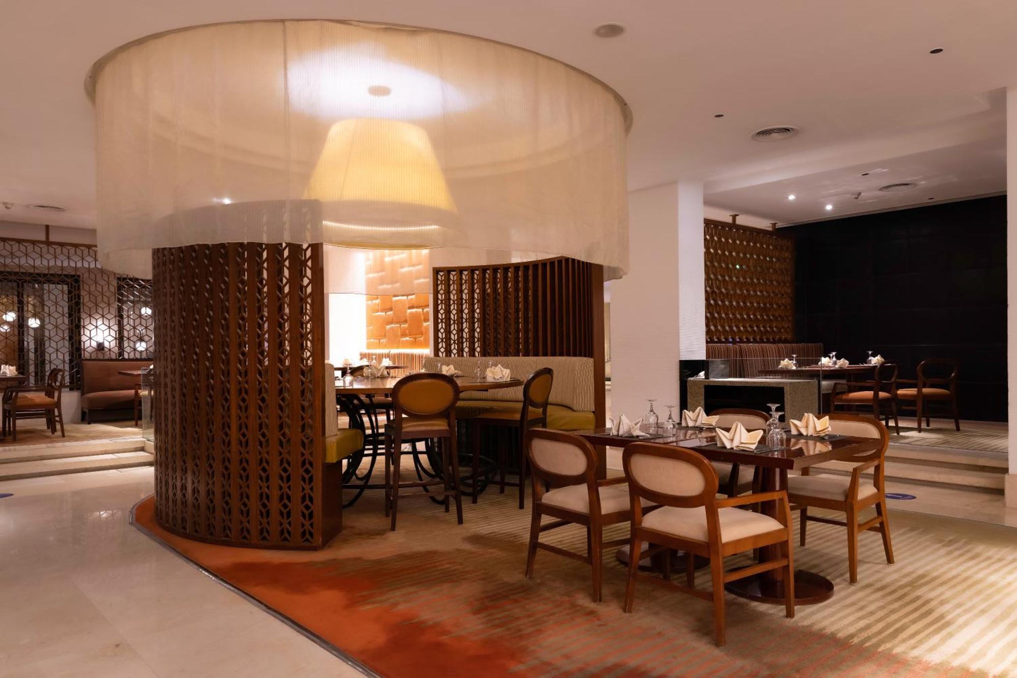 Hilton Luxor Resort & Spa Экстерьер фото The restaurant