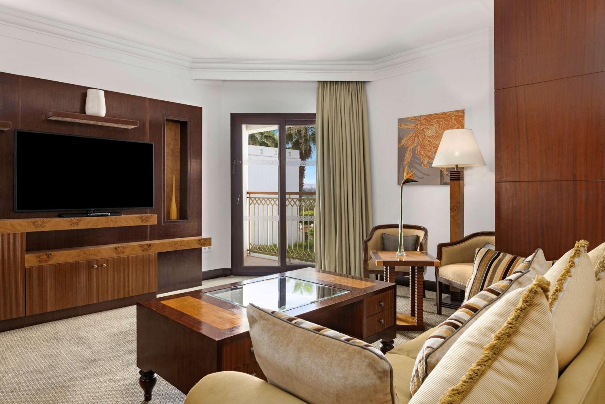 Hilton Luxor Resort & Spa Экстерьер фото